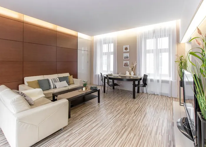 Piotrkowska Apartman *